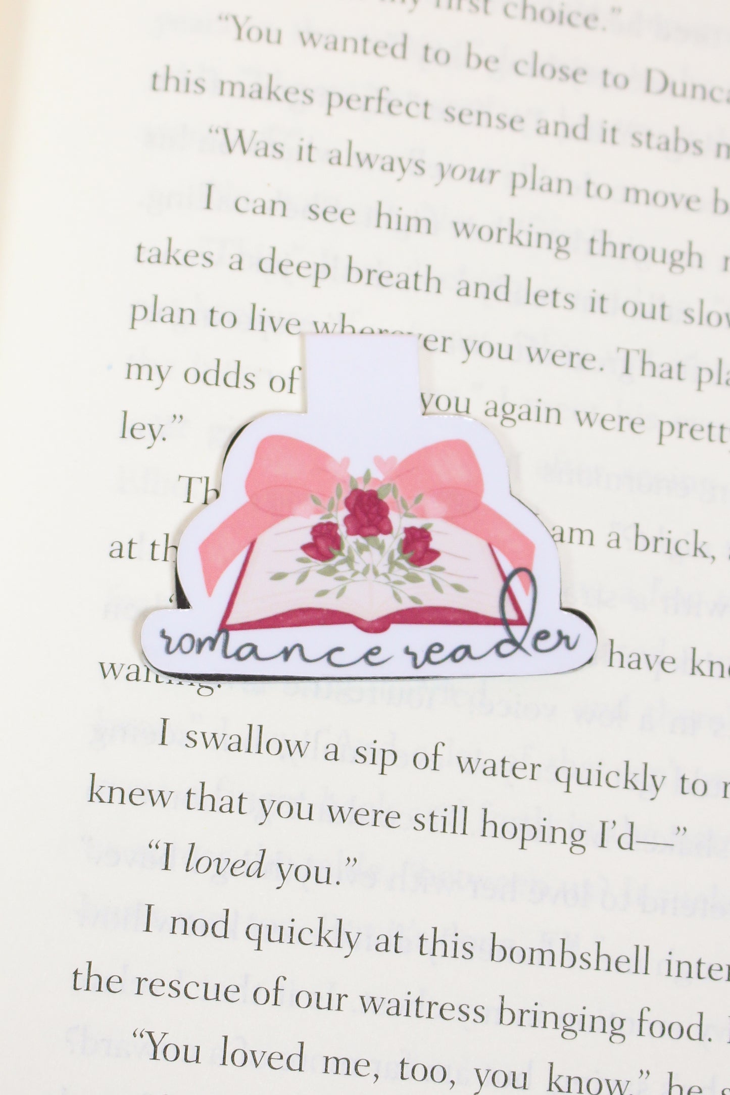 Romance Reader Magnetic Bookmark