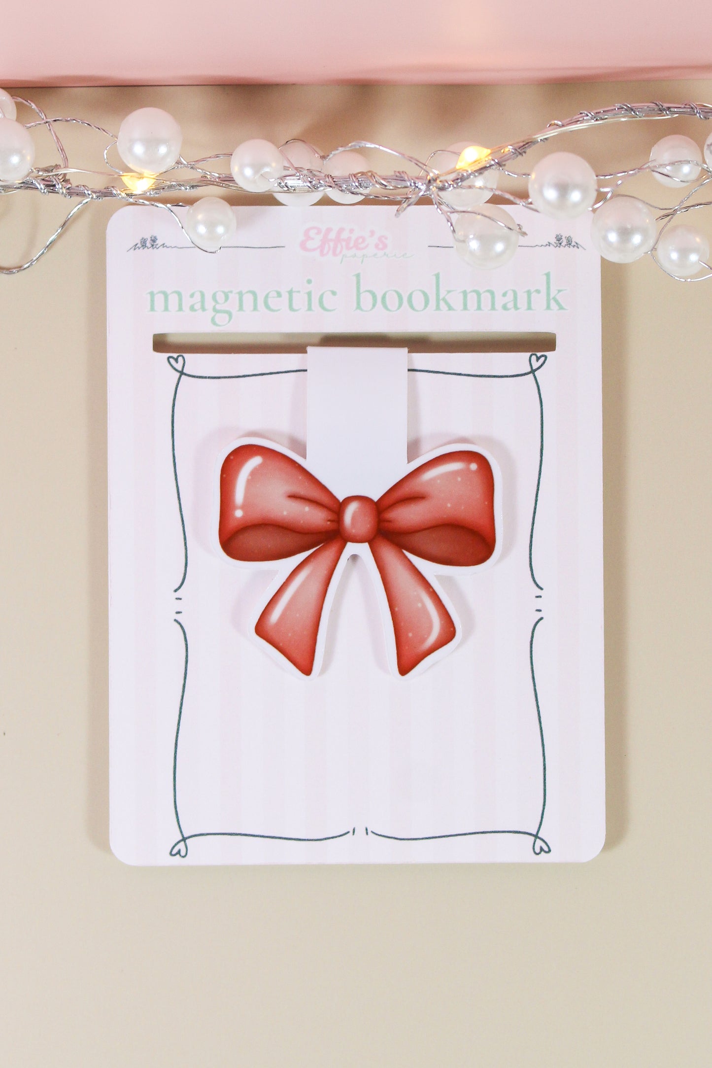 Red Bow Magnetic Bookmark